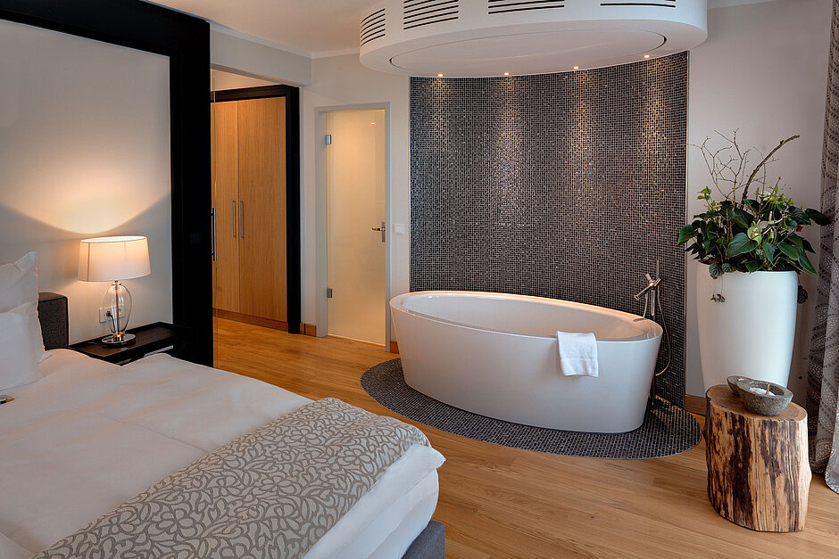 Zimmer Suite freistehende Badewanne Zimmer Suite freistehende Badewanne